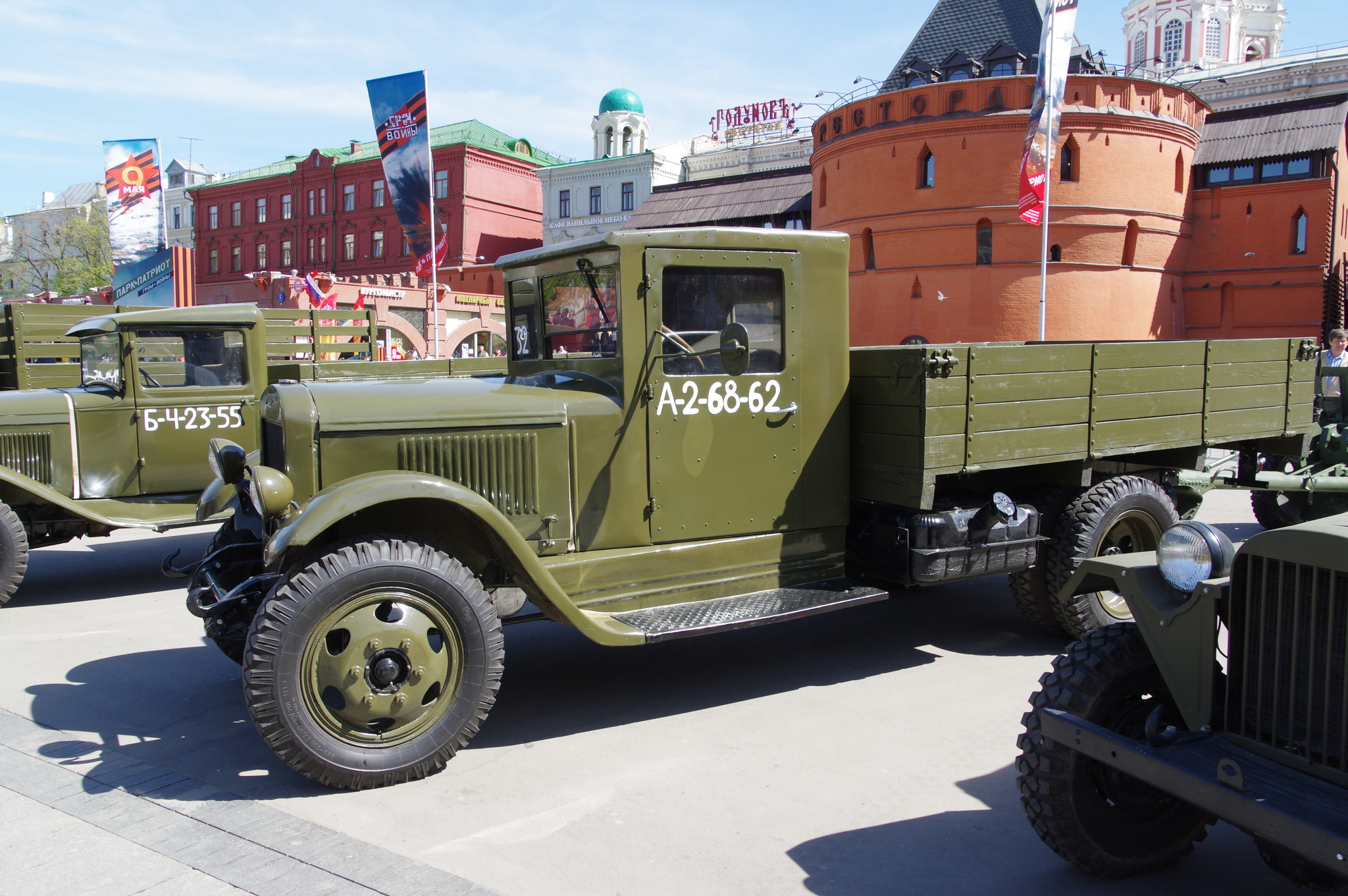 Грузовик зис 5. Грузовик ЗИС-5в. ЗИС-5 автомобиль. Тягач ЗИС 5. Полуторка и ЗИС 5.