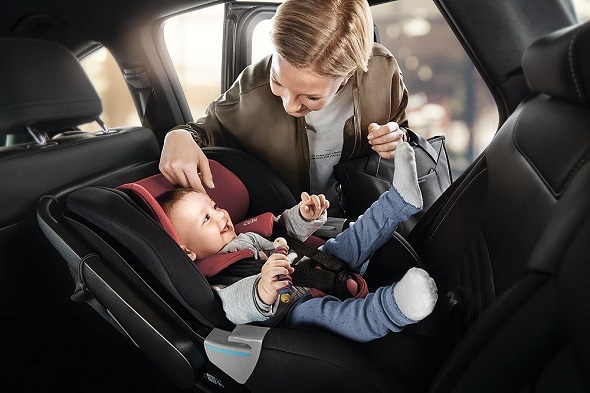 Правила перевозки детей в автомобиле по ПДД в году